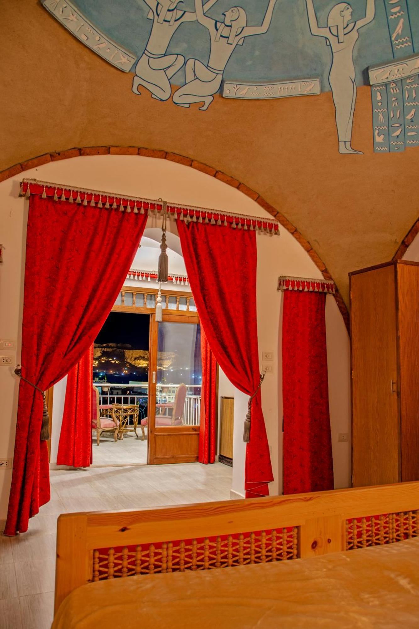 Thebes Hotel Luxor Exterior photo